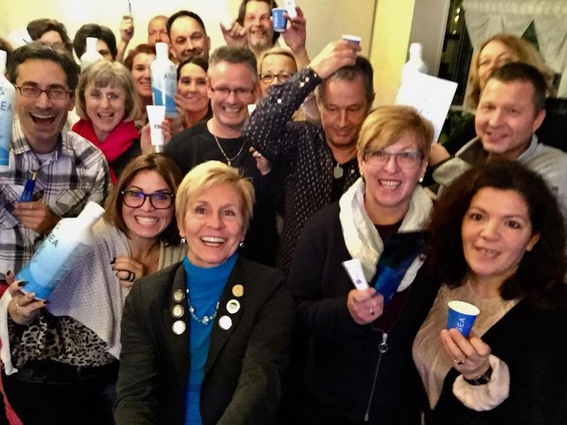 Trish Schwenkler selfie with German ASEA meeting attendees